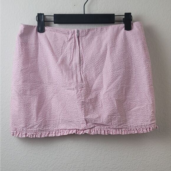 Lilly Pulitzer Pink Striped Seersucker Mini Skirt - Picture 4 of 8